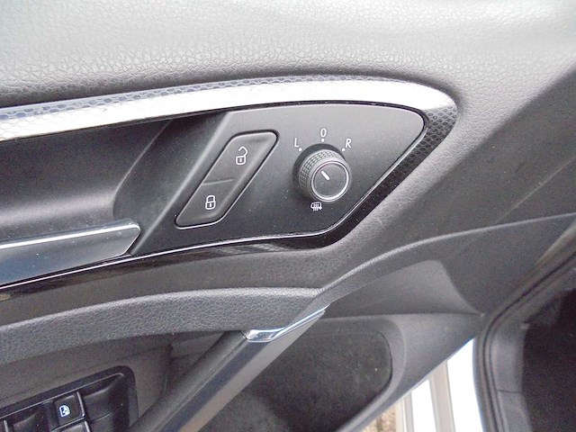 Volkswagen - 2013 - golf - 1.4 tsi highline - p-887-bx - afbeelding 9 van  11