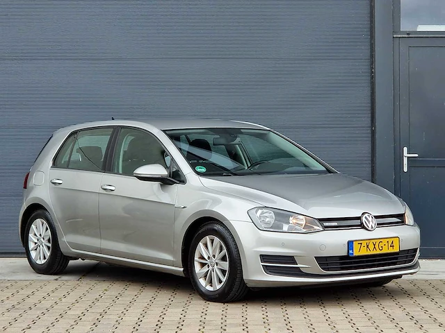 Volkswagen - 2013 - golf - 1.6 tdi comfortl.blm - 7-kxg-14 - afbeelding 12 van  20