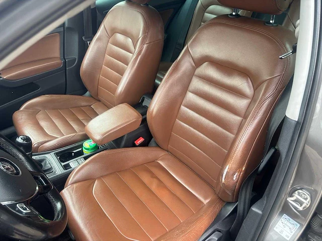 Volkswagen - 2013 - golf - 1.6 tdi highl. blm. - personenauto - afbeelding 4 van  14