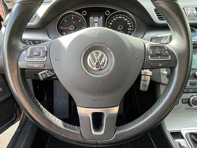 Volkswagen - 2013 - passat variant - 2.0 tdi r-line blm - rk-377-d - afbeelding 4 van  29