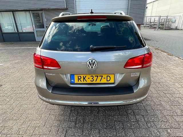 Volkswagen - 2013 - passat variant - 2.0 tdi r-line blm - rk-377-d - afbeelding 26 van  29