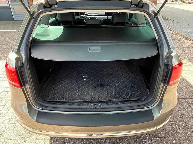 Volkswagen - 2013 - passat variant - 2.0 tdi r-line blm - rk-377-d - afbeelding 27 van  29