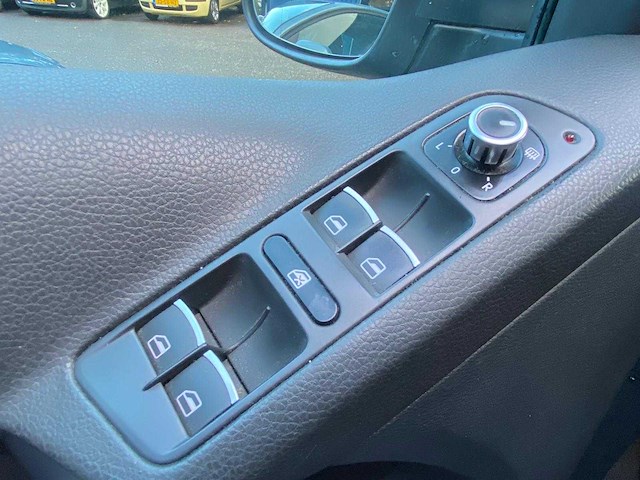 Volkswagen - 2013 - tiguan - 2.0 tdi sport&style - hf-471-g - afbeelding 3 van  44