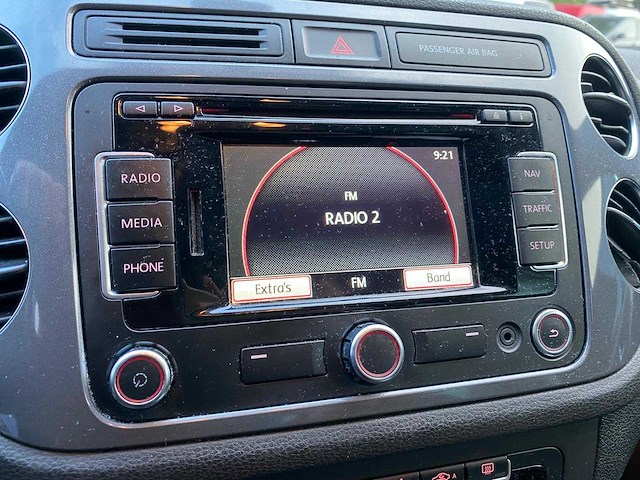 Volkswagen - 2013 - tiguan - 2.0 tdi sport&style - hf-471-g - afbeelding 16 van  44