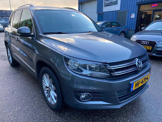 Volkswagen - 2013 - tiguan - 2.0 tdi sport&style - hf-471-g - afbeelding 23 van  44