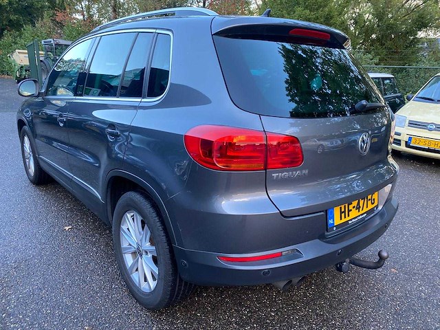Volkswagen - 2013 - tiguan - 2.0 tdi sport&style - hf-471-g - afbeelding 40 van  44