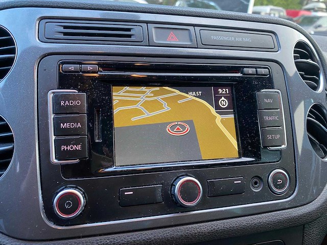 Volkswagen - 2013 - tiguan - 2.0 tdi sport&style - hf-471-g - afbeelding 43 van  44