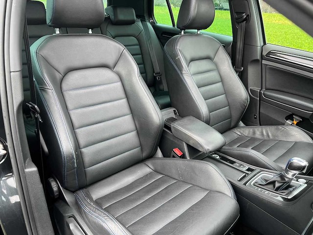 Volkswagen - 2015 - golf - 1.4 tsi gte - gj-018-d - afbeelding 4 van  13