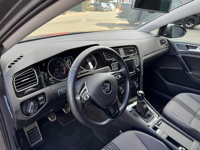 Volkswagen - 2016 - golf 7 - 1.2 tsi allstar edition - personenauto - afbeelding 2 van  25