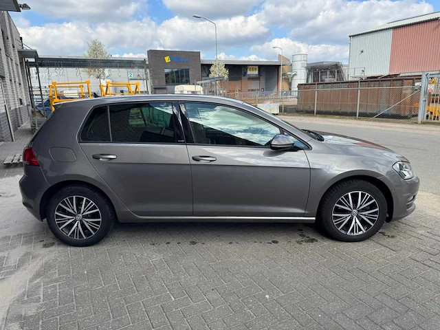 Volkswagen - 2016 - golf 7 - 1.2 tsi allstar edition - personenauto - afbeelding 21 van  25