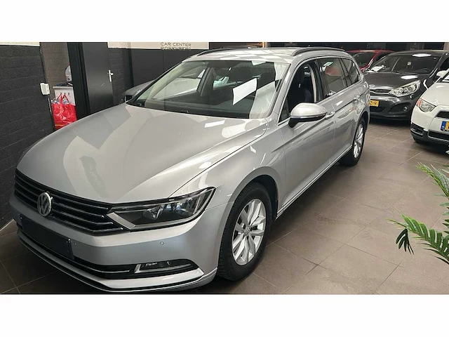 Volkswagen - 2016 - passat - 1.6 tdi - belgie - afbeelding 1 van  15