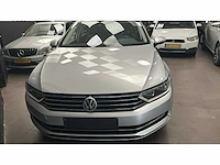 Volkswagen - 2016 - passat - 1.6 tdi - belgie - afbeelding 8 van  15