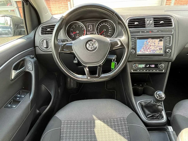 Volkswagen - 2016 - polo - 1.2 tsi comf.con.ser - jk-149-z - afbeelding 4 van  23