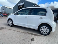 Volkswagen - 2018 - up - personenauto - afbeelding 6 van  32