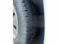 Volkswagen - 2018 - up - personenauto - afbeelding 9 van  32