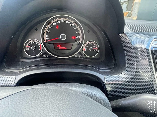 Volkswagen - 2018 - up - personenauto - afbeelding 22 van  32