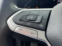 Volkswagen - 2021 - golf - 1.0 etsi life bns - k-731-tk - afbeelding 4 van  23
