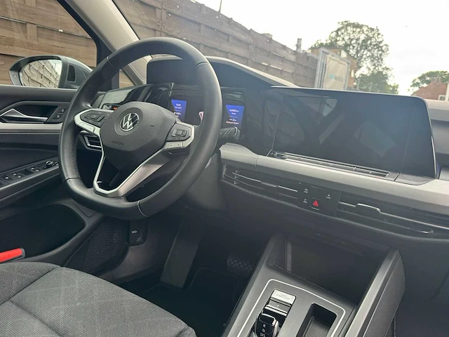 Volkswagen - 2021 - golf - 1.0 etsi life bns - k-731-tk - afbeelding 7 van  23