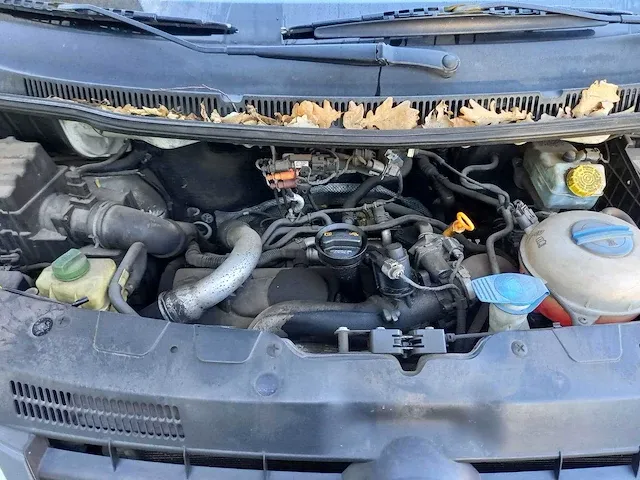 Volkswagen - 2.5 tdi 340 dc - 64-vhb-2 - afbeelding 4 van  13