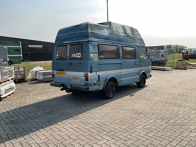 Volkswagen - 28 kampeerauto - camper - afbeelding 26 van  29