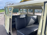 Volkswagen - 9 persoons - t2 - oldtimer - afbeelding 3 van  18