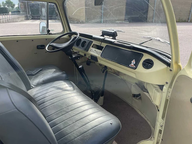 Volkswagen - 9 persoons - t2 - oldtimer - afbeelding 6 van  18