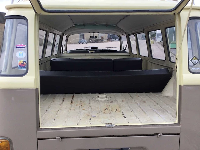 Volkswagen - 9 persoons - t2 - oldtimer - afbeelding 17 van  18