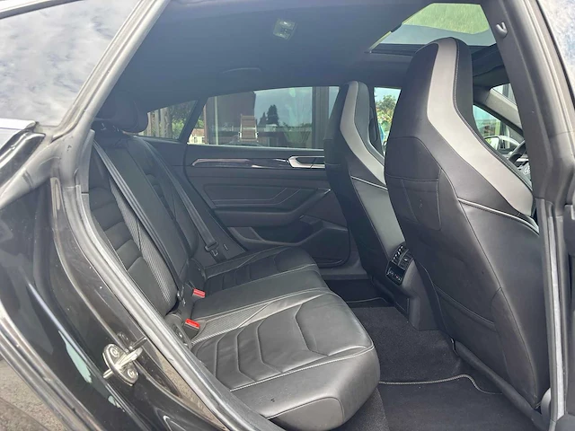 Volkswagen - arteon - limousine - car - 2020 - afbeelding 10 van  23