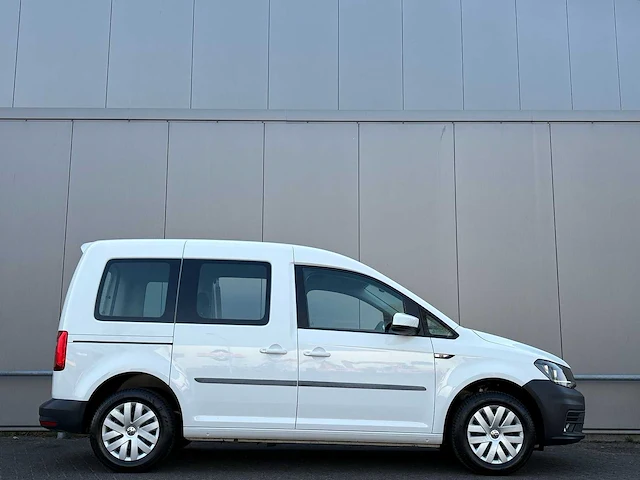 Volkswagen - caddy - 1.0 tsi trendline - tn-677-r - 2018 - afbeelding 13 van  18