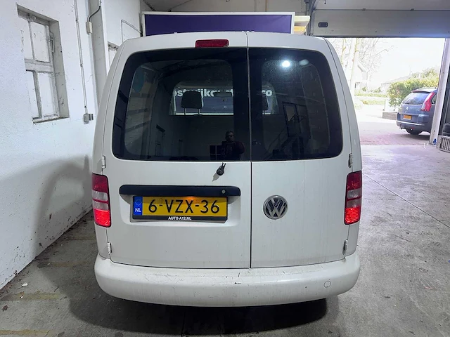 Volkswagen - caddy - 1.6 tdi bmt - 6-vzx-36 - afbeelding 13 van  18