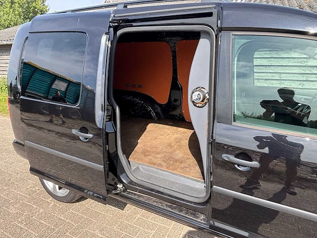 Volkswagen - caddy - 1.6 tdi maxi - 2011 - van - afbeelding 18 van  26