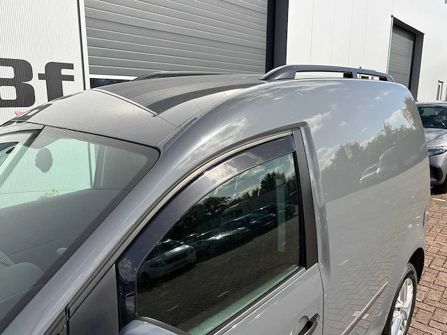 Volkswagen - caddy - 2.0 tdi glaswas-installatie - bedrijfswagen - afbeelding 6 van  24