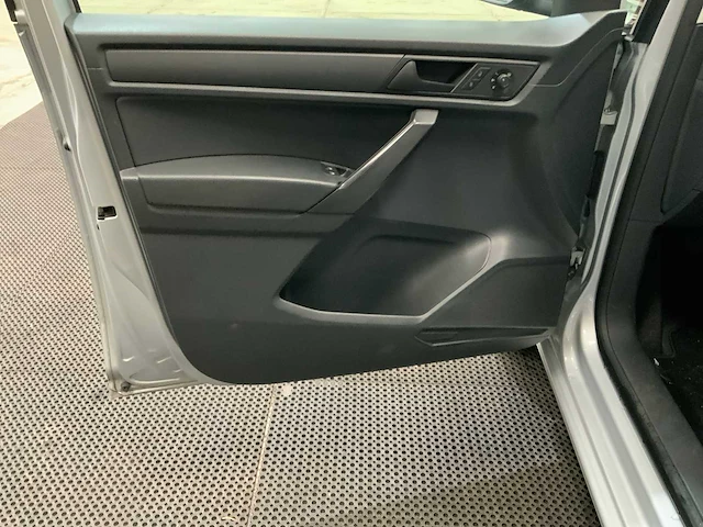 Volkswagen - caddy - bedrijfswagen - 2015 - afbeelding 4 van  26