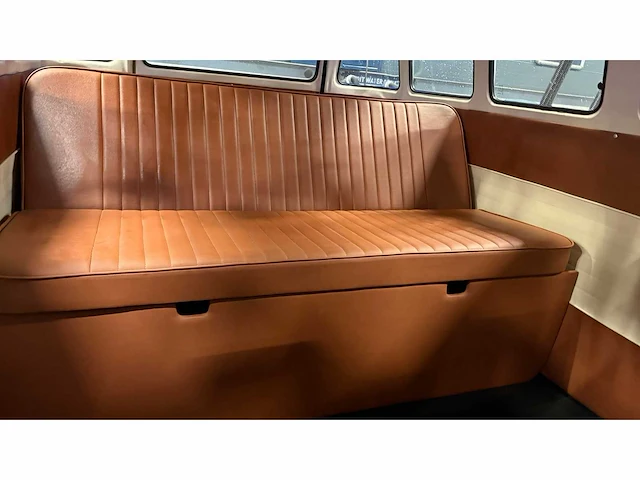 Volkswagen - camper - t2 - oldtimer - afbeelding 3 van  34