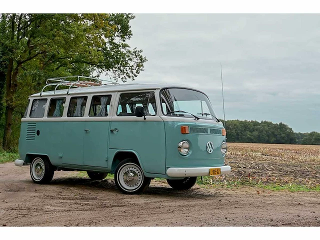 Volkswagen - camper - t2 - oldtimer - afbeelding 5 van  10