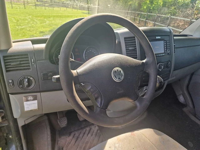 Volkswagen - crafter - 2008 - 32 2.5 tdi l2h1 dc - 86-vrl-7 - afbeelding 2 van  19