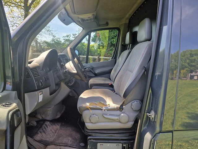 Volkswagen - crafter - 2008 - 32 2.5 tdi l2h1 dc - 86-vrl-7 - afbeelding 19 van  19