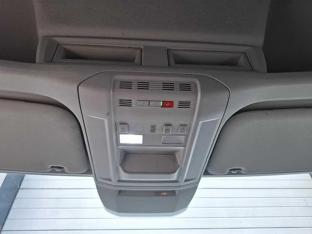 Volkswagen - crafter - 35 2.0 tdi l4h4 tr - bedrijfswagen - afbeelding 13 van  29