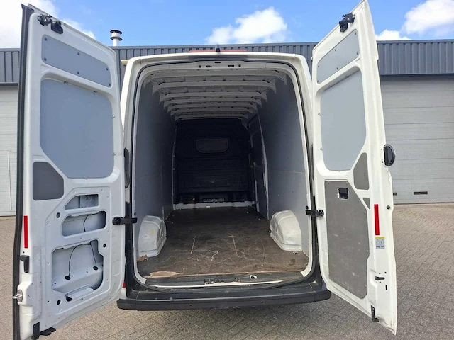 Volkswagen - crafter - 35 2.0 tdi l4h4 tr - bedrijfswagen - afbeelding 27 van  29