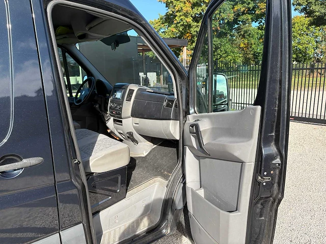 Volkswagen - crafter - 35 2.5 tdi l2h2 dc - 72-vks-5 - 2007 - afbeelding 6 van  21