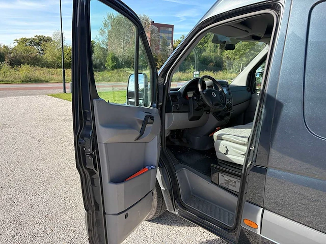 Volkswagen - crafter - 35 2.5 tdi l2h2 dc - 72-vks-5 - 2007 - afbeelding 21 van  21