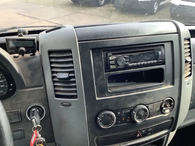 Volkswagen - crafter - bedrijfswagen - afbeelding 9 van  20