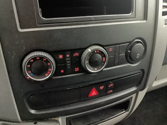 Volkswagen - crafter - bedrijfswagen - afbeelding 4 van  19