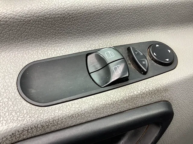 Volkswagen - crafter - bedrijfswagen - afbeelding 9 van  17