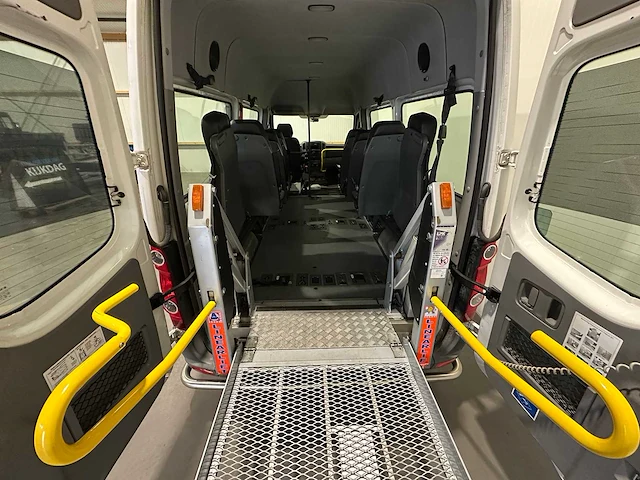 Volkswagen - crafter rolstoellauto met laadlift 2.0 tdi 3.5t l2h2 9 persoons 23-sgb-4 - afbeelding 16 van  19