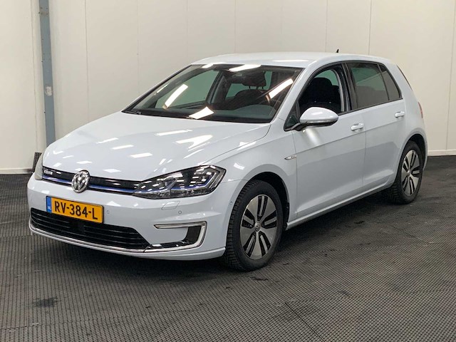 Volkswagen - e-golf 5-drs - 2018 - warmtepomp - afbeelding 1 van  20