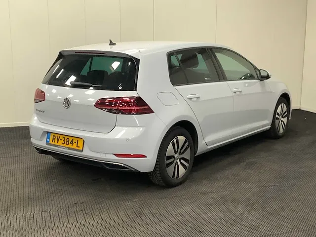 Volkswagen - e-golf 5-drs - 2018 - afbeelding 14 van  20