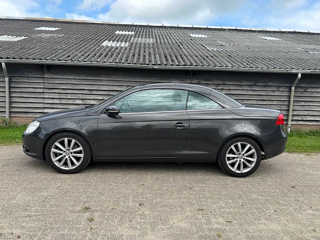 Volkswagen - eos - 1.4 tsi highline - car - 2010 - afbeelding 12 van  21