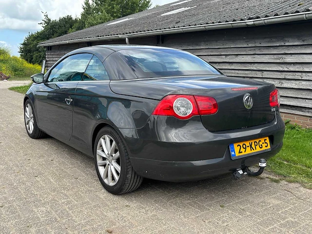 Volkswagen - eos - 1.4 tsi highline - car - 2010 - afbeelding 15 van  21