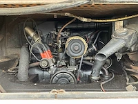 Volkswagen - foodtruck - afbeelding 15 van  29
